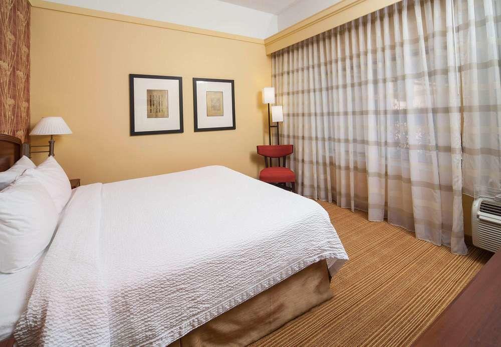 คอร์ทยาร์ด วาลโดสตา Hotel วัลโดสตา ภายนอก รูปภาพ