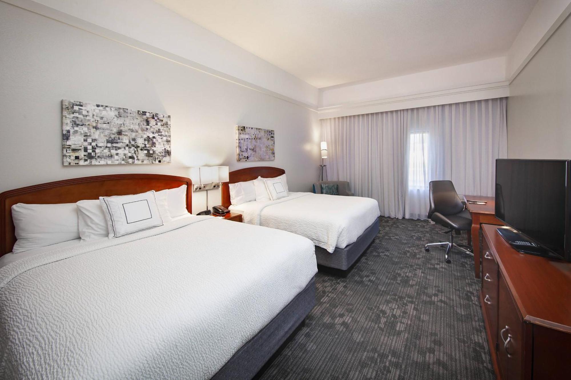 คอร์ทยาร์ด วาลโดสตา Hotel วัลโดสตา ภายนอก รูปภาพ